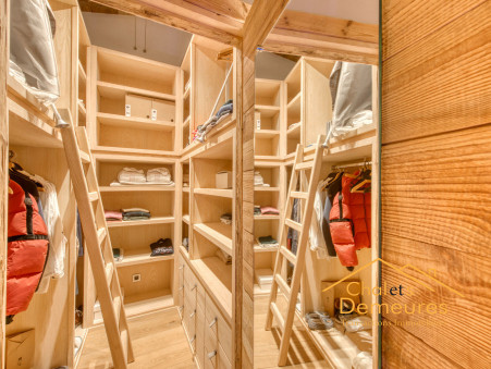 Maison 4 950 000 &euro; sur Demi Quartier (74120) - Réf. 1093