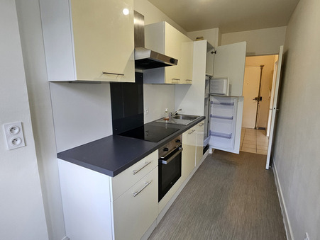 A louer appartement 917 &euro;  Avon