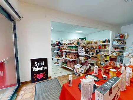 A vendre immeuble Nemours 77140; 270 000 &euro; 