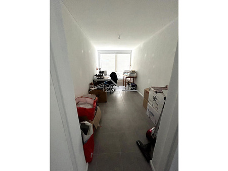 Location Local BIGUGLIA Réf. 131 - Slide 2