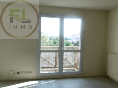 Appartement 854 &euro;  Réf. FLI185--2038 Acheres