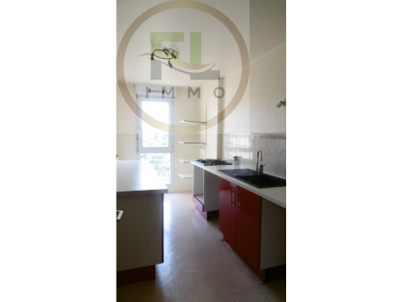 Appartement 854 &euro;  Réf. FLI185--2038 Acheres