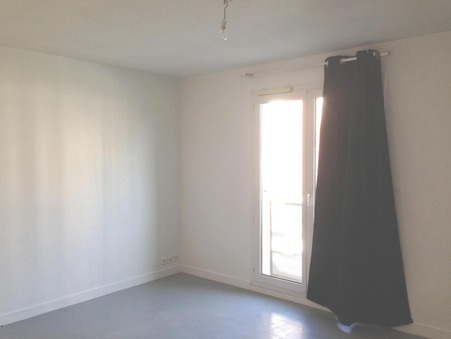 Appartement 325 &euro;  sur Poitiers (86000) - Réf. 04101316