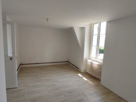 Maison 800 &euro;  sur Melesse (35520) - Réf. SP2029