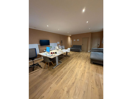 Location Local BIGUGLIA Réf. 339 - Slide 5