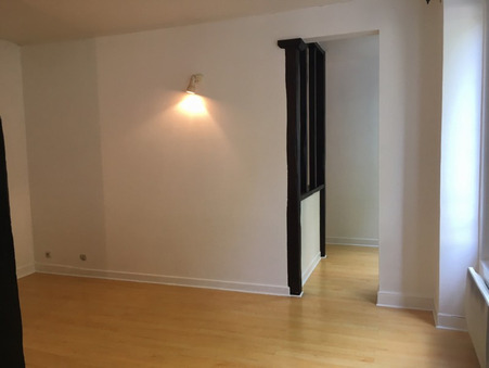 A louer appartement 510 &euro;  Fontainebleau