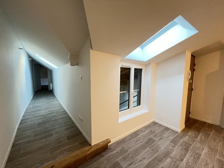 Appartement 720 &euro;  sur Beaune (21200) - Réf. 2084-IMMOLYS_2084