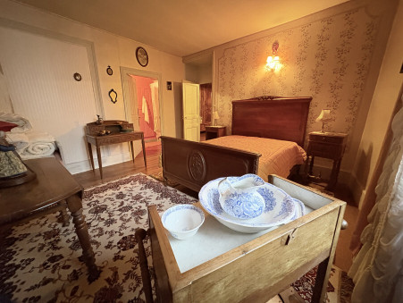 Maison sur Jambles ; 159 000 &euro;  ; Achat Réf. 02180