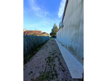 Maison 765 &euro;  Réf. LM24453-IMMOLYS_2083 Pouilly sur Saône