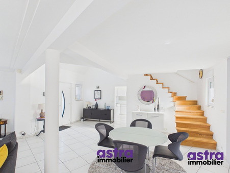 A vendre maison Steinbrunn le Bas 68440; 455 000 &euro;