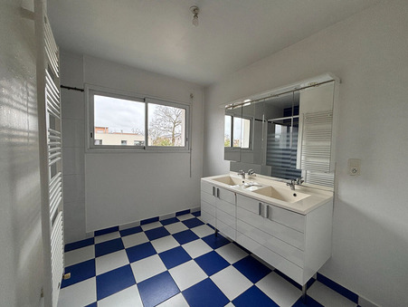 A louer maison 1 384 &euro;  Chantepie