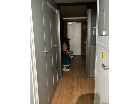 Local commercial 9 000 &euro;  sur Paris (75013) - Réf. 4762