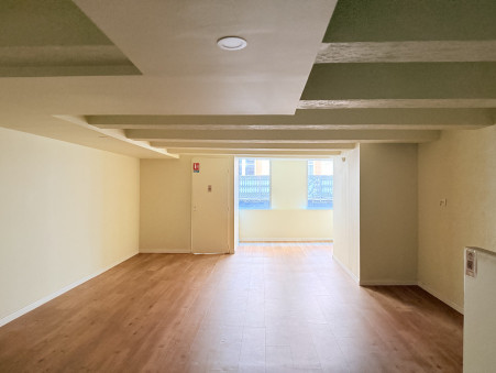 Local 1 370 &euro;  sur Montauban (82000) - Réf. 2137