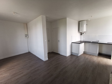 Appartement 400 &euro;  Réf. 2 Belleme