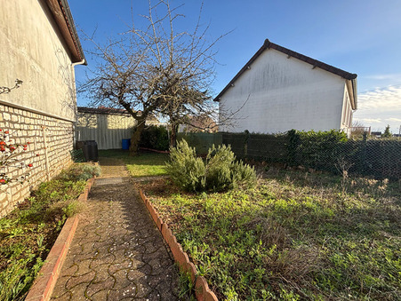 Maison 712 &euro;  Réf. 904 Brou