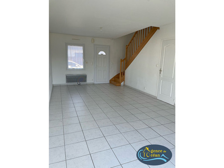 A louer maison 776 &euro;  Nivillac