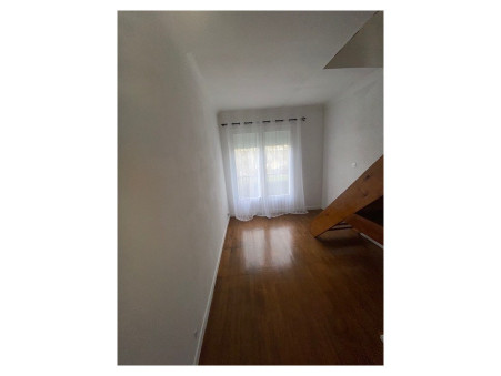 Maison sur Maurepas ; 1 423 &euro;  ; A louer Réf. G952