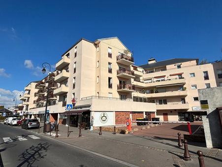 Parking 80 &euro;  Réf. LOCR2 Le Plessis-Trévise