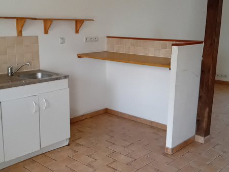 A louer maison Vallons-de-l'Erdre 44540; 595 &euro; 