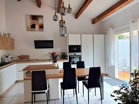 Vente maison 535 000 &euro;  Vias