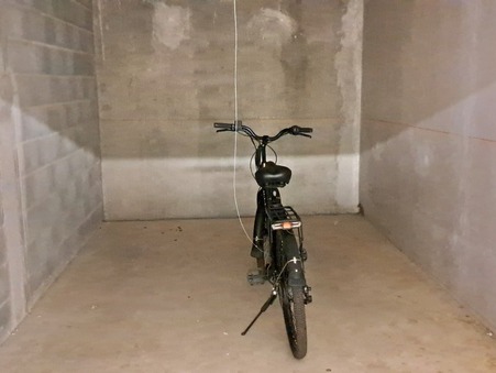 Parking 38 500 &euro;  sur Agde (34300) - Réf. 3458145621-2630