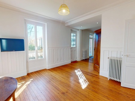 Maison sur Nemours ; 350 000 &euro;  ; Vente Réf. 215860