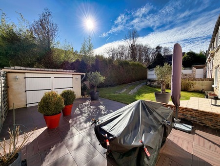 A vendre maison Saint Pierre Lès Nemours 77140; 449 000 &euro; 