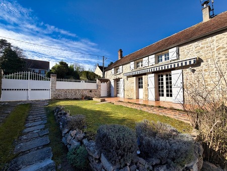 A vendre maison Saint Pierre Lès Nemours 77140; 210 000 &euro; 