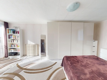 Apartment &euro; 230 000  Réf. 218503 Darvault