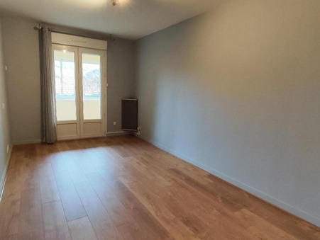 Appartement 630 &euro;  Réf. 08931322 Poitiers