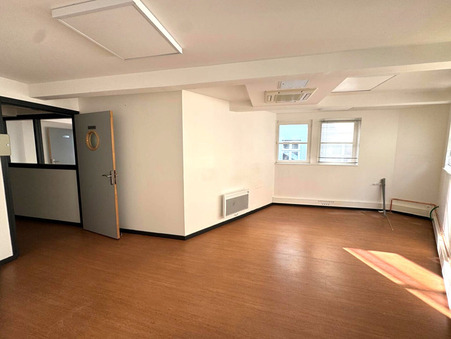 A louer local professionnel Lille 59000; 50 700 &euro; 