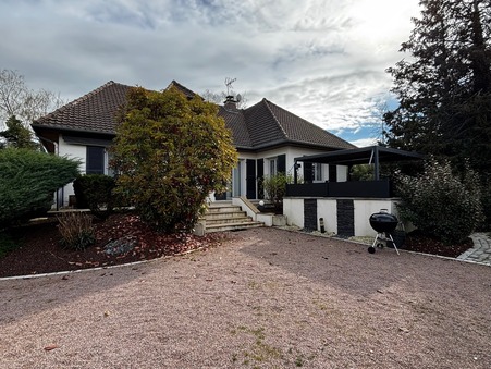 Maison sur St Germain du Plain ; 287 000 &euro;  ; A vendre Réf. 4971