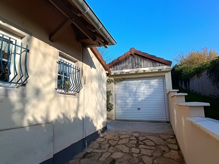 Maison sur Branges ; 228 000 &euro;  ; A vendre Réf. 4972