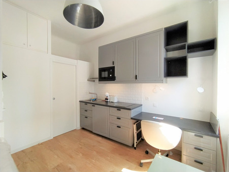 Location appartement Marseille 13008; 470 &euro; 