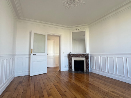 Appartement sur Paris 12eme Arrondissement ; 1 920 &euro;  ; A louer Réf. MON462