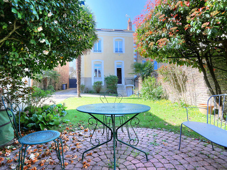 Maison 996 400 &euro; Réf. AB8494 Rennes