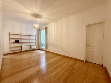 Appartement 2 100 &euro;  sur Paris 8eme Arrondissement (75008) - Réf. MON463