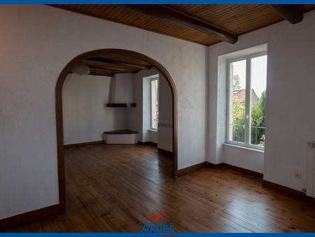 Maison sur Le Breuil-sur-Couze ; 900 &euro;  ; Location Réf. 2_1