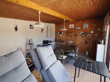 Maison 295 000 &euro;  sur Vire (71260) - Réf. JM5352