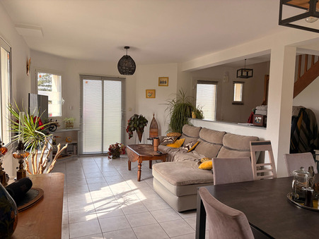 Maison sur Camoel ; 365 750 &euro; ; Vente Réf. M4837-1