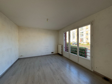 A louer maison 650 &euro;  Brou