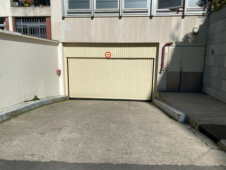 Parking 116 &euro;  Réf. 4814 Paris