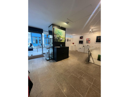 A louer local commercial 2 833 &euro;  Paris 3eme Arrondissement
