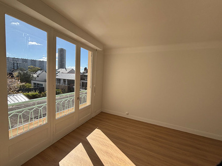 A louer appartement Rennes 35000; 1 090 &euro; 