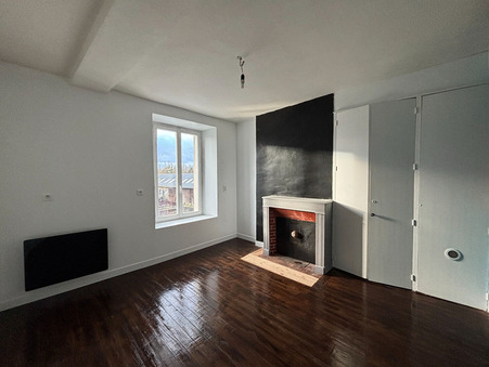 Maison sur La Bazoche Gouet ; 695 &euro;  ; Location Réf. 930