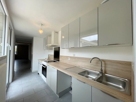 Maison 865 &euro;  Réf. MAIS 350-86881111 Cholet