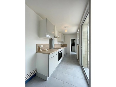 Maison sur Cholet ; 865 &euro;  ; Location Réf. MAIS 350-86881111