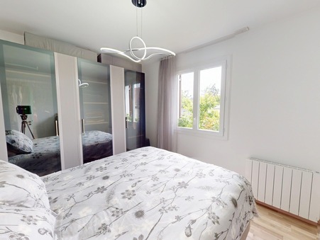 Vente maison 299 900 &euro;  Saint Pierre Lès Nemours