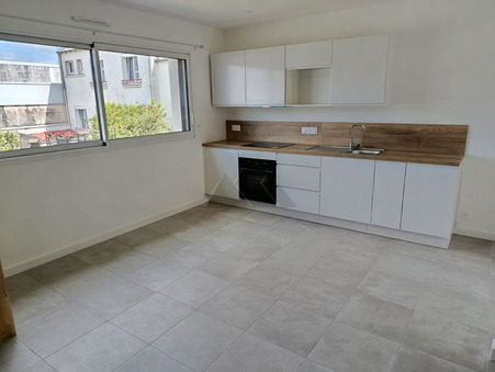 A louer appartement 704 &euro;  Brest