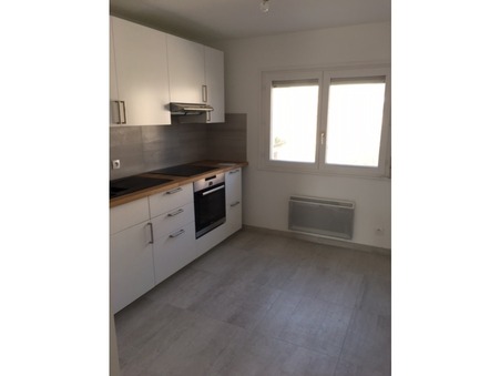 Location Appartement SAINT-LOUIS Réf. AWA932 - Slide 1